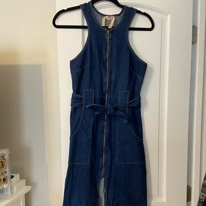 Sleeveless Denim midi dress